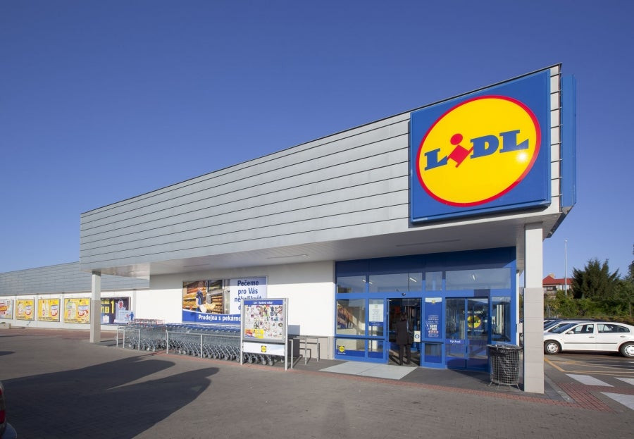 Υπάλληλος του Lidl απολύθηκε επειδή δούλευε «πολύ σκληρά»
